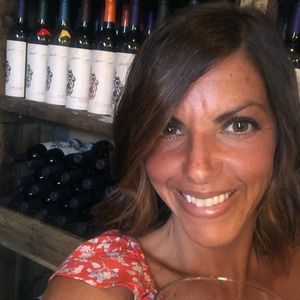 Meet your Posher, Dana